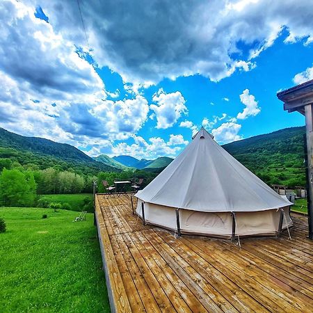 Hotel The Hunters Glamping Ciudanovita Exterior foto