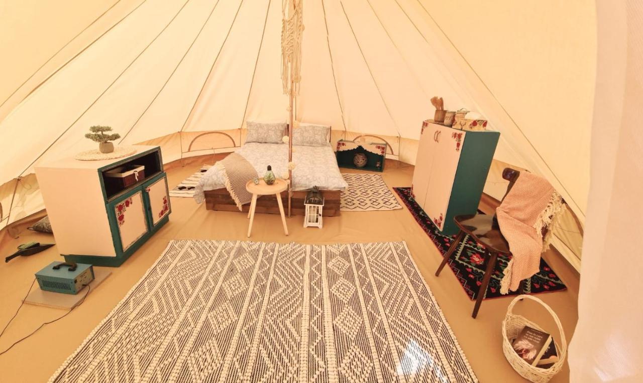 Hotel The Hunters Glamping Ciudanovita Exterior foto